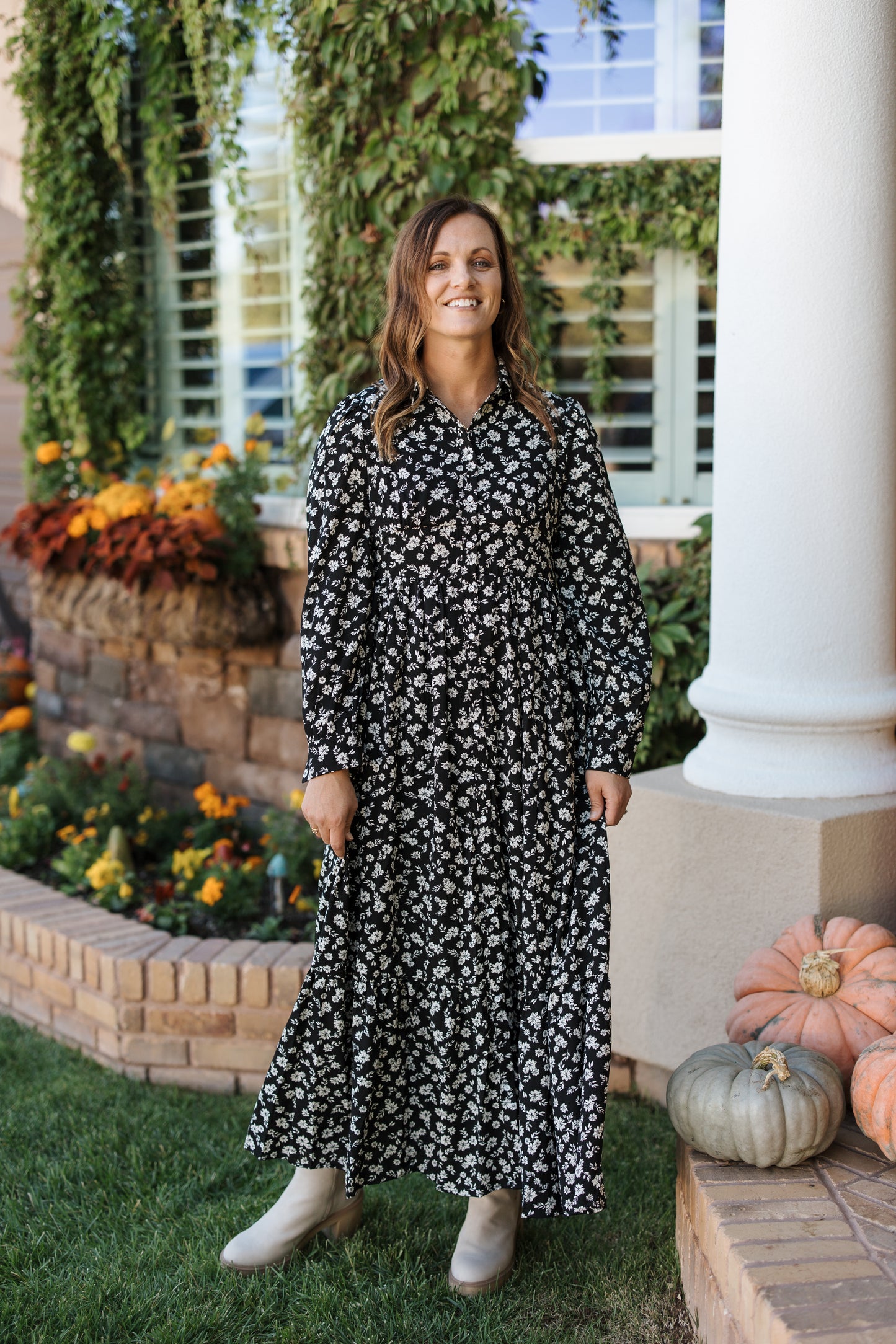 LONDON BLACK FLORAL BUTTON DOWN DRESS