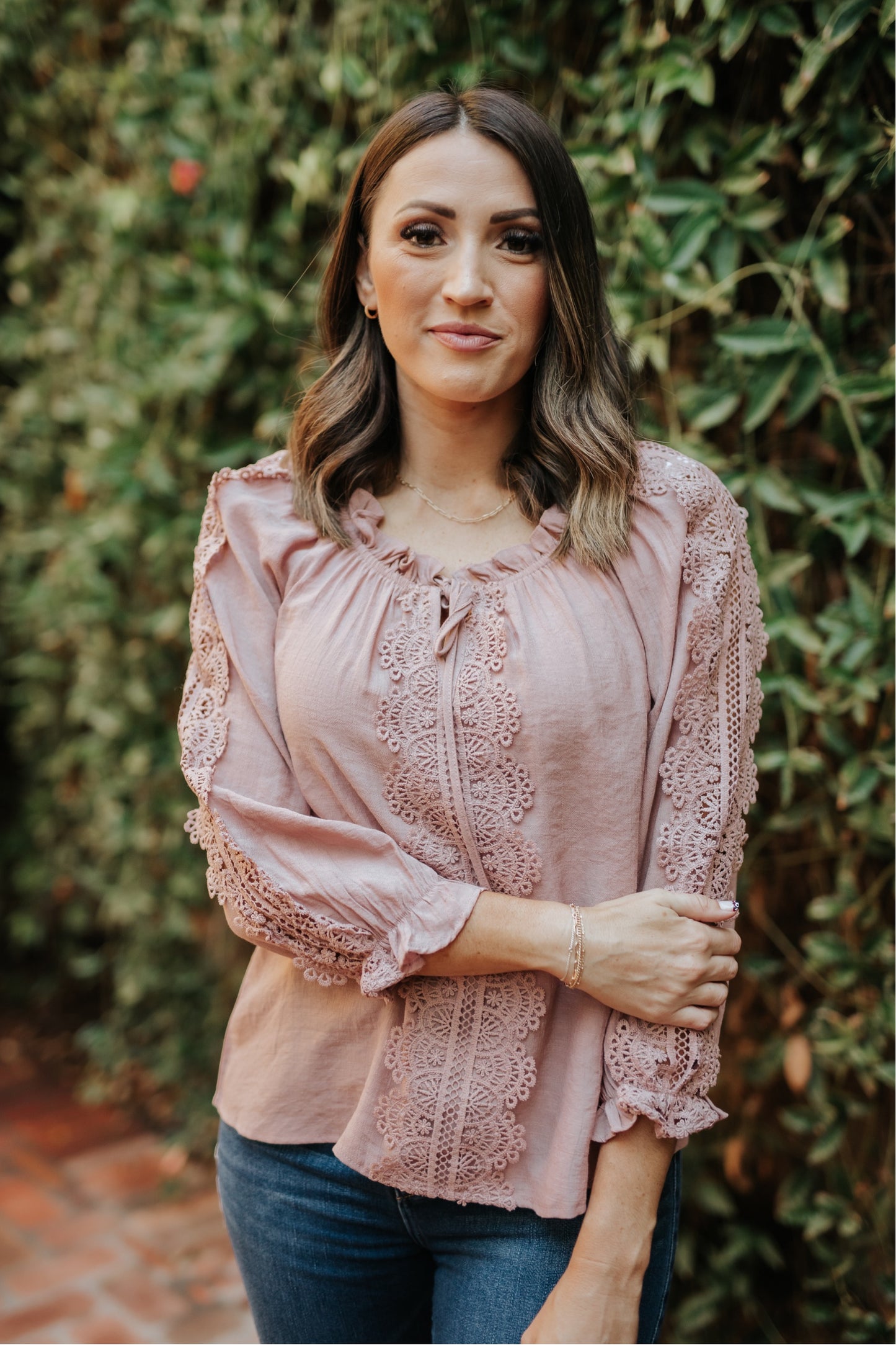 VICTORIA LACE PUFF SLEEVE TOP-ROSE